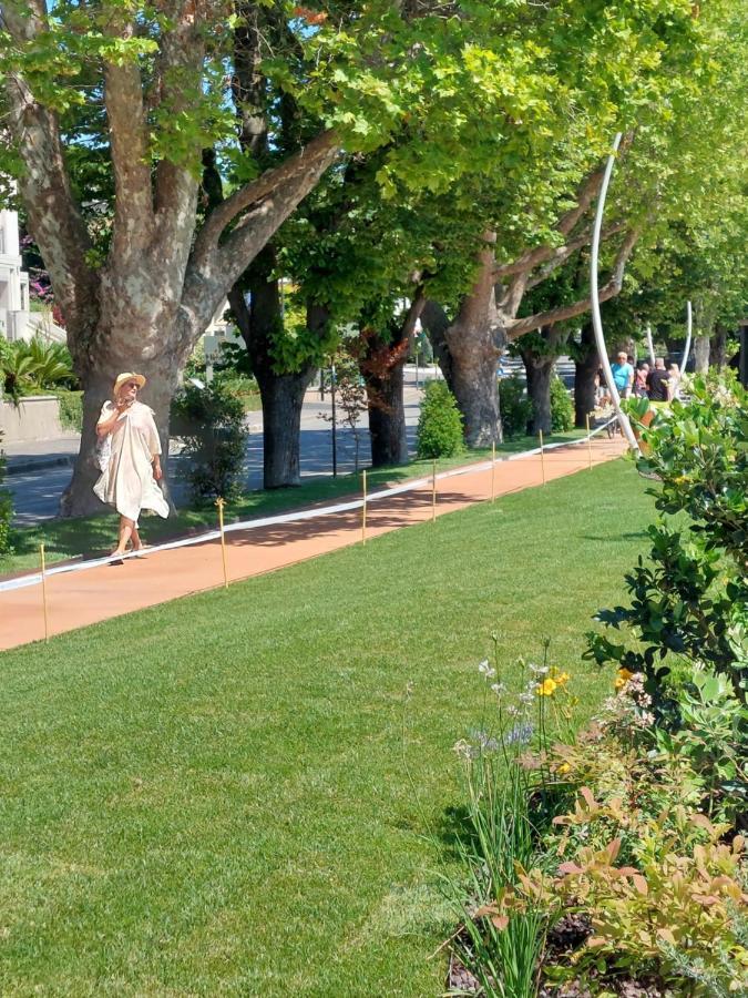 Appartamento Oasi Verde Lago Desenzano del Garda Luaran gambar